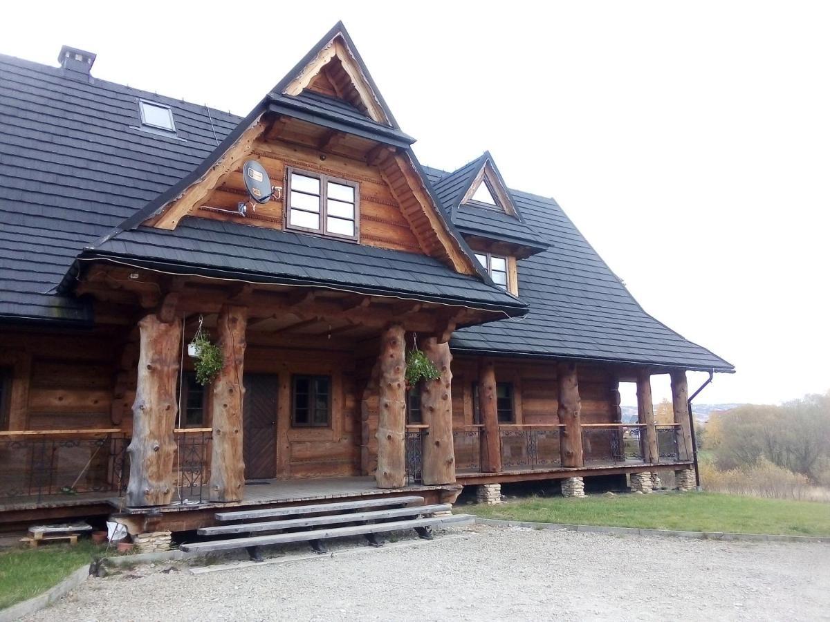 Hotel Chochlik à Ustrzyki Dolne Extérieur photo
