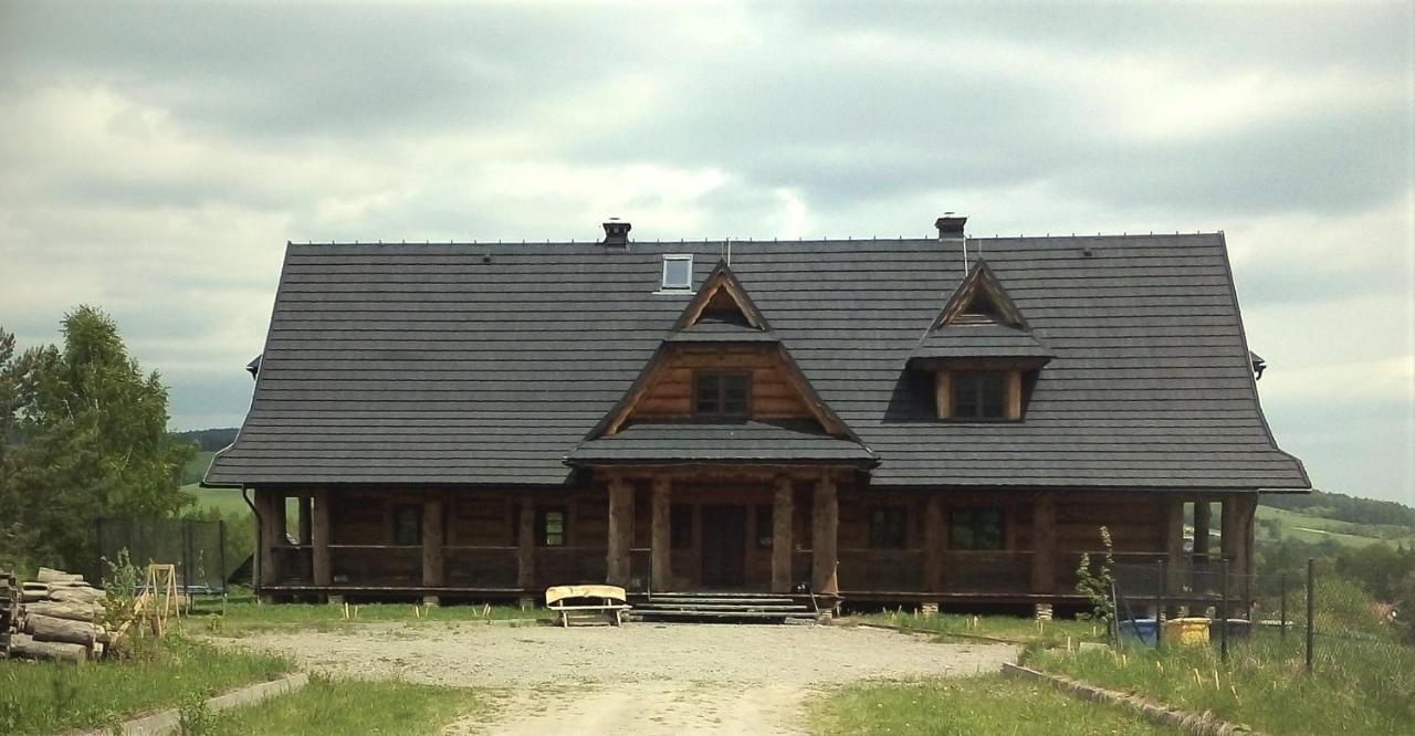 Hotel Chochlik à Ustrzyki Dolne Extérieur photo